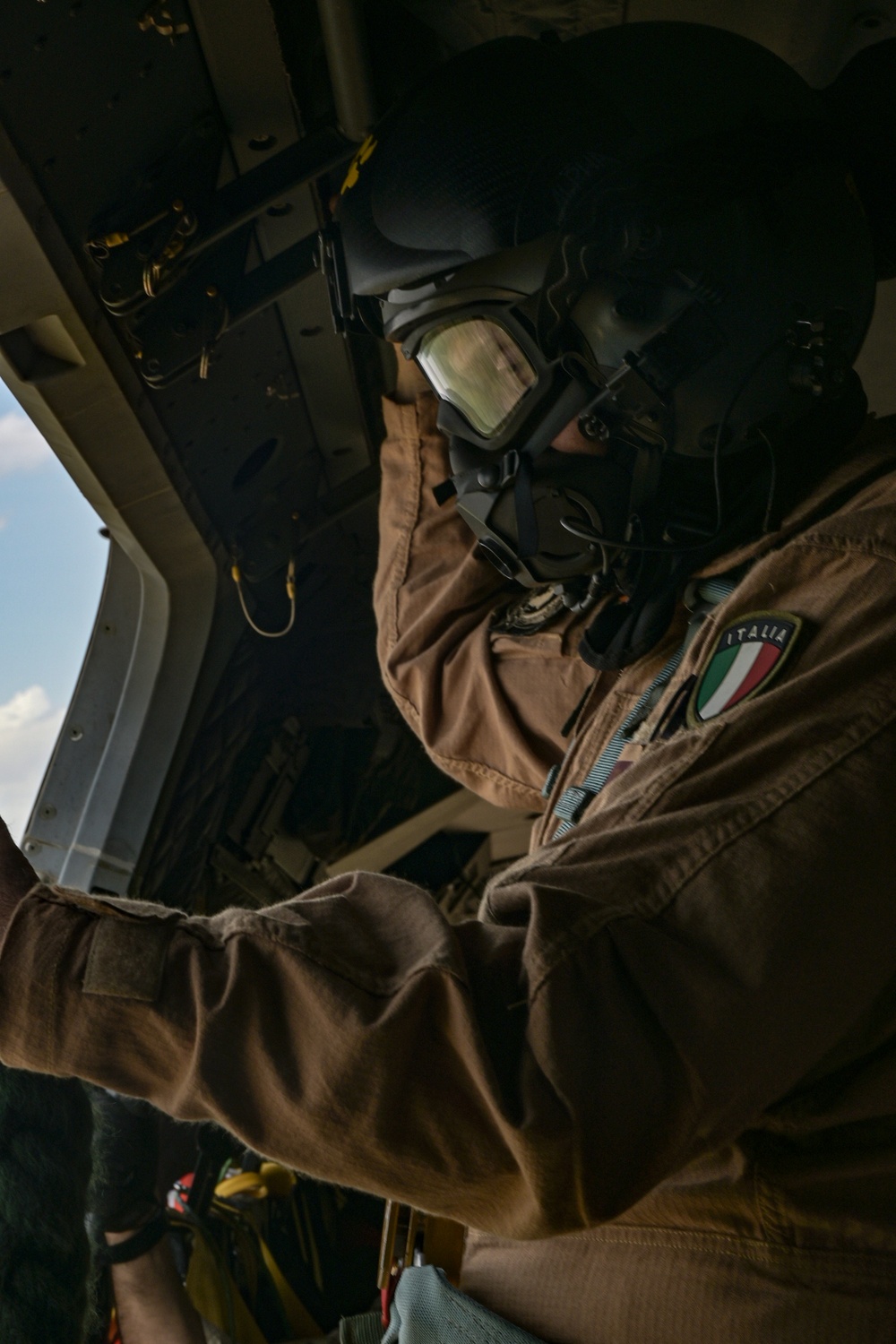 Italian, Tunisian and Libyan Special Forces Conduct a Complex Vehicle Interdiction Exercise at Flintlock 24