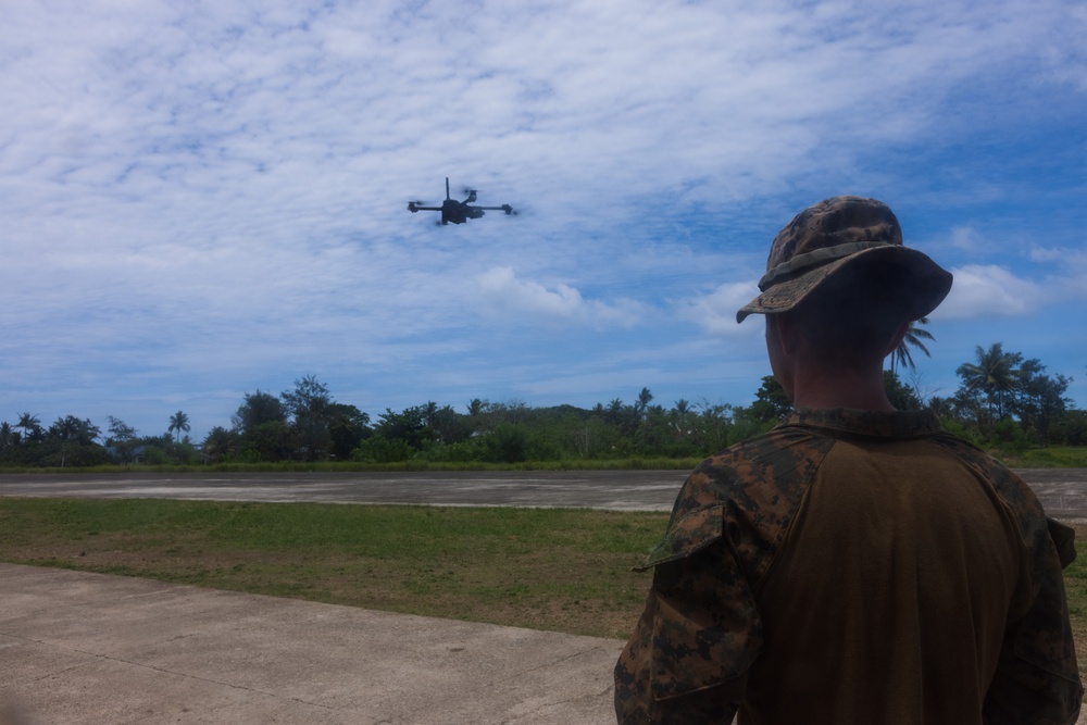 3rd MLR conducts Littoral Zone Reconnaissance Cobra