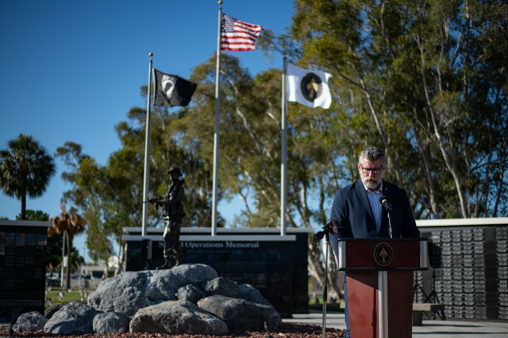 SOCOM honors fallen with Memorial Day observance ceremony at SOF Memorial