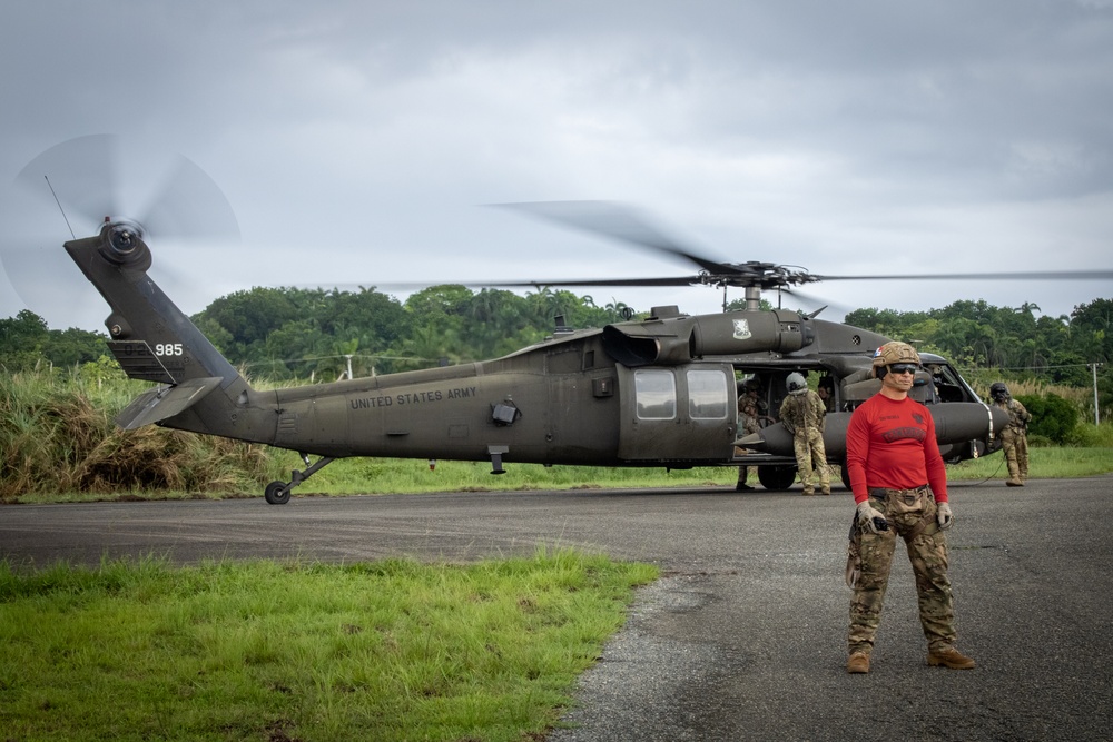Fuerzas Comando 2024 Aquatic Run-and-Shoot Event