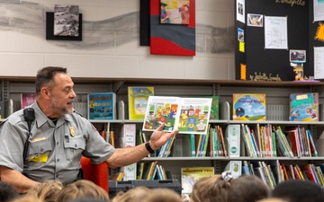 Park Ranger Promotes Water Safety with Storytime at White Oak Elementary
