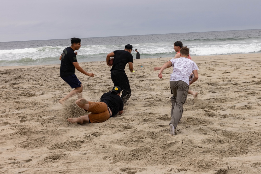 Fun at The Beach: H&amp;S BN Beach Bash