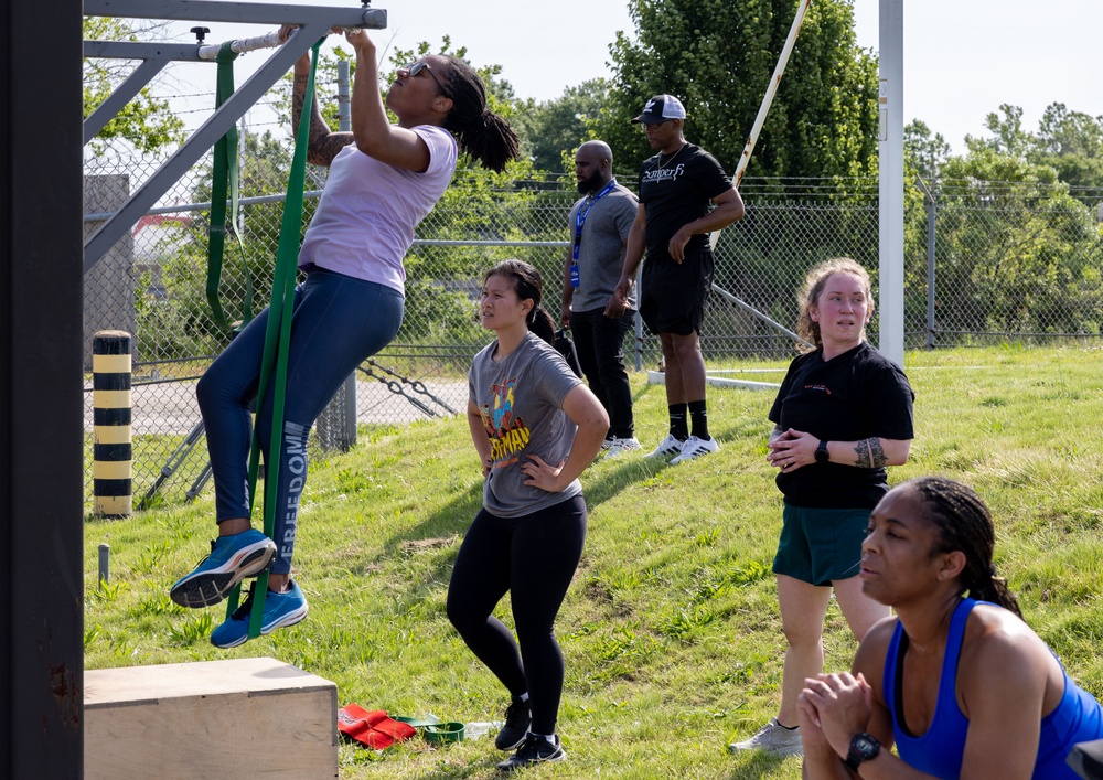 Marines at MARFORCOM participate in The Murph Challenge