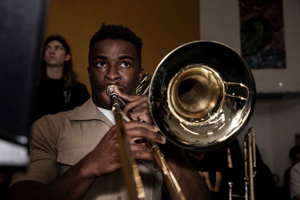 1st Marine Division Band Performs at Long Beach Polytechnic HS