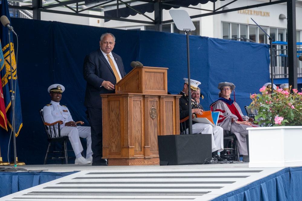 SECNAV attends Naval Academy Graduation Ceremony