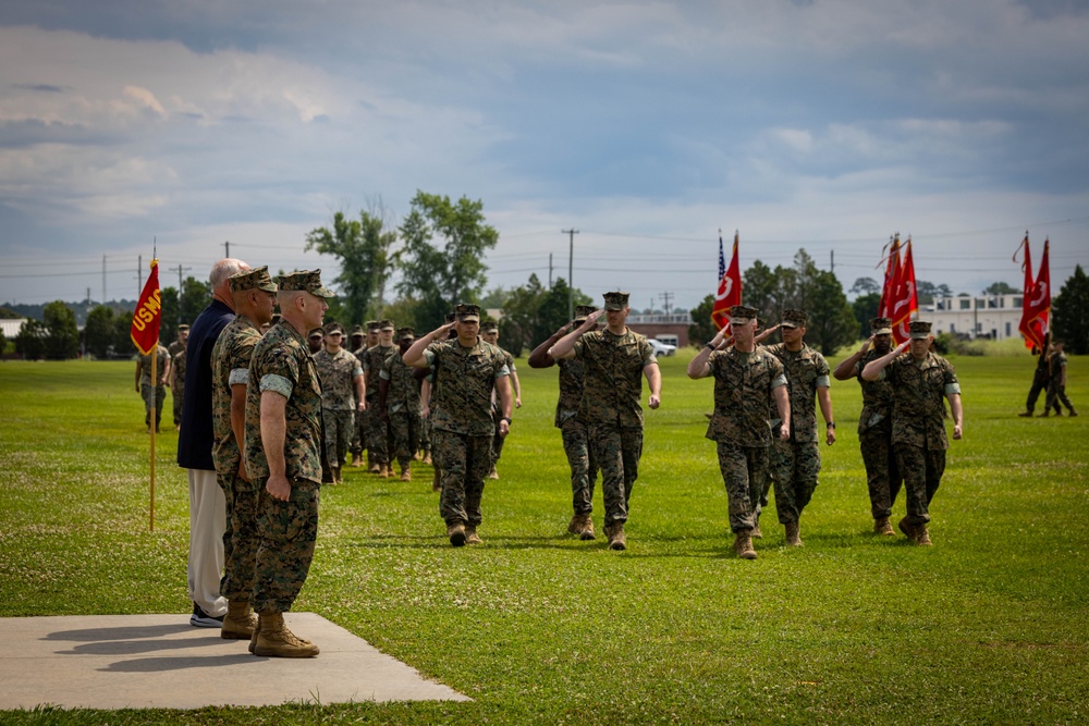 Brig. Gen. Garcia Relinquishes Command of MCIEAST to Col. Rizzo