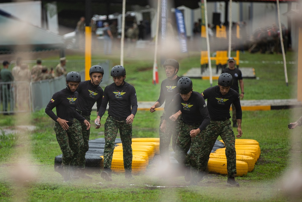 Fuerzas Comando 2024 Obstacle Course