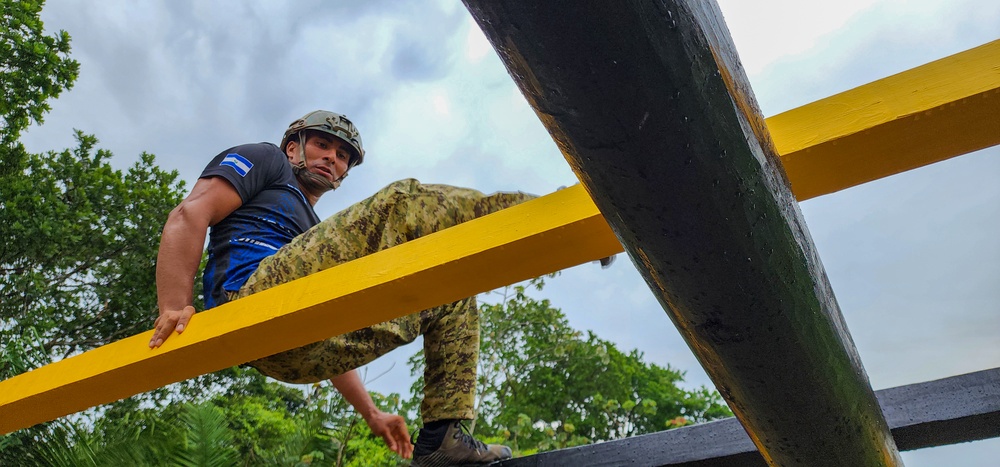 Competitors conduct Fuerzas Comando 2024 Obstacle Course