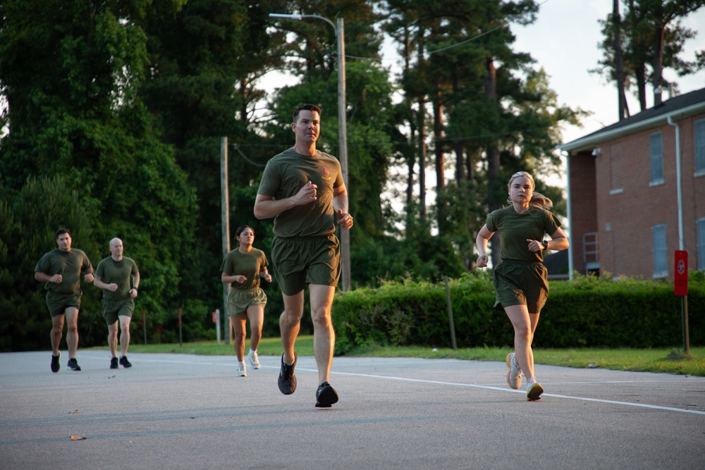 COMMSTRAT Marines honor the fallen