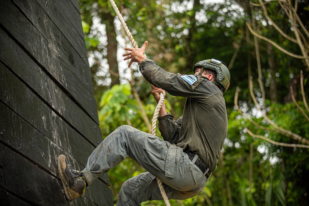 Competitors conduct Fuerzas Comando 2024 Obstacle Course
