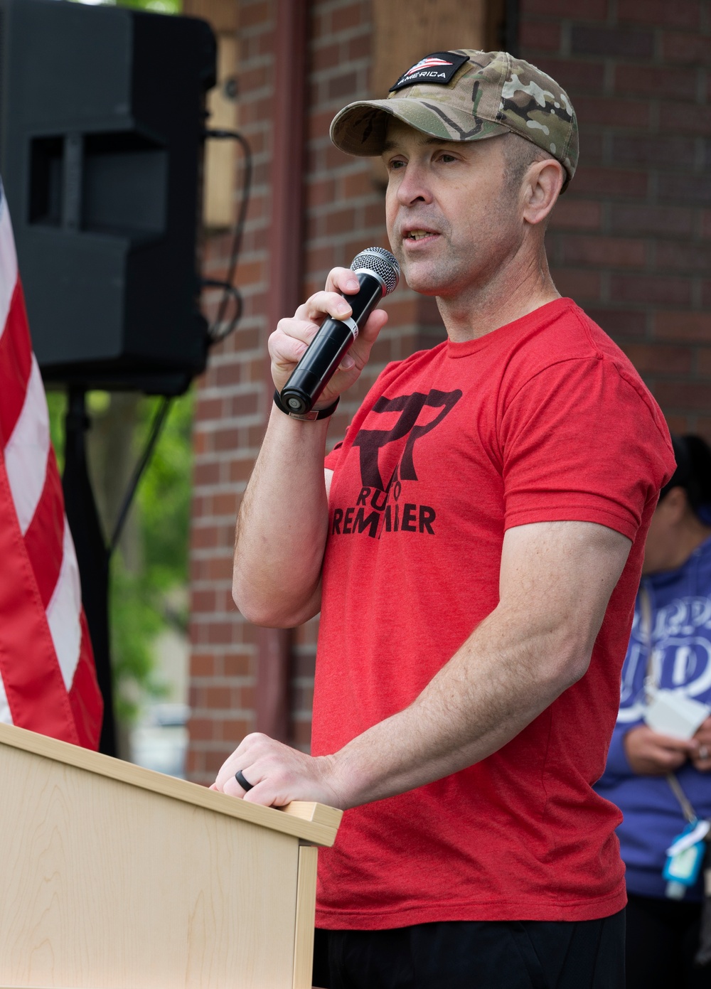 Oregon Guard runs to remember the fallen