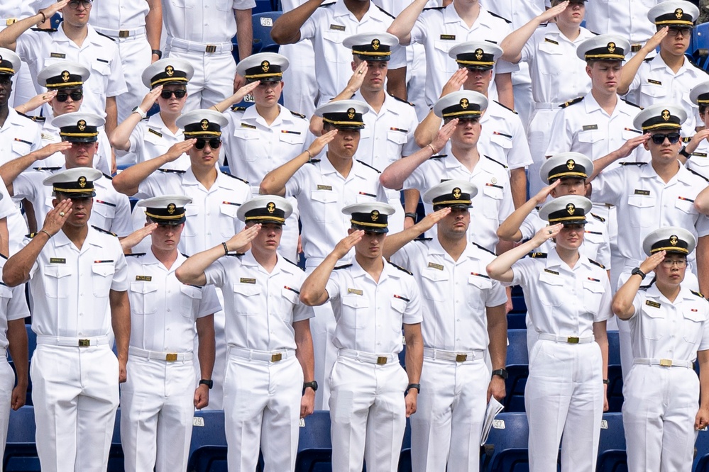SD Delivers Keynote Address at USNA Commencement
