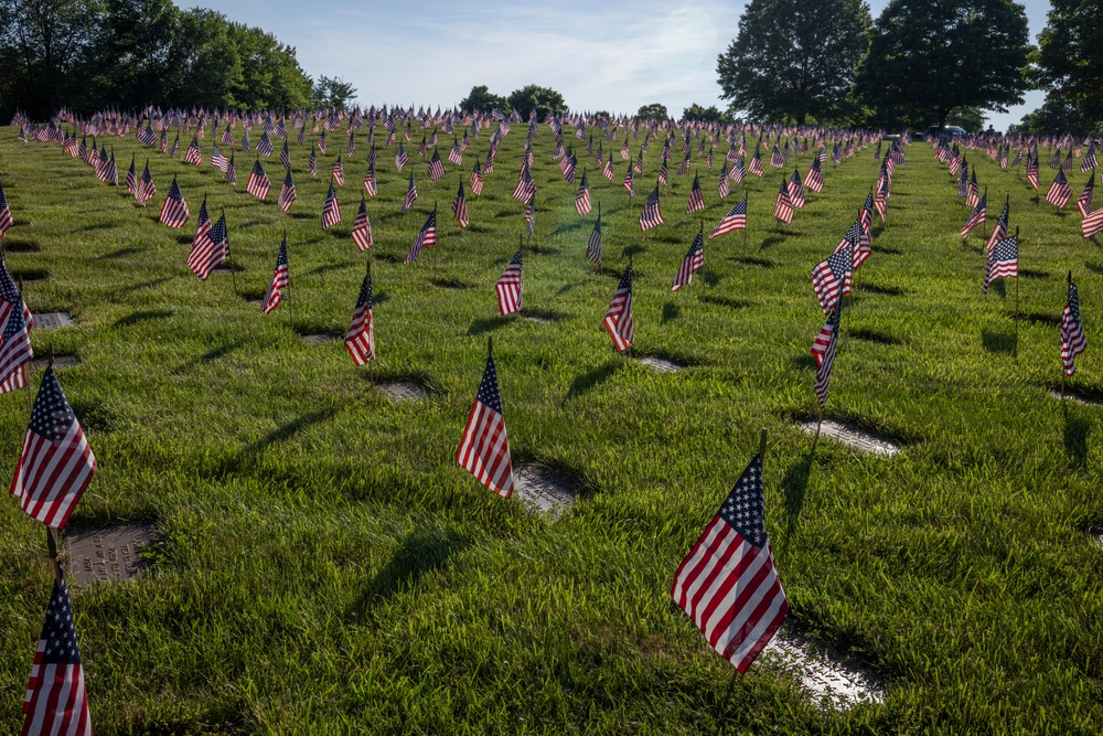 42,000 flags
