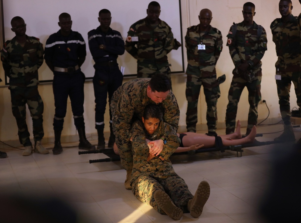 US Marine Forces Reserve lead combat lifesaver exchange in Senegal