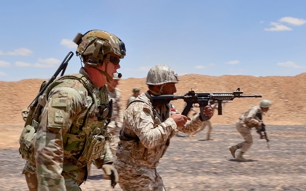 Eager Lion 2024: 3rd SFAB and Jordanian Armed Forces conduct Squad Live Fire