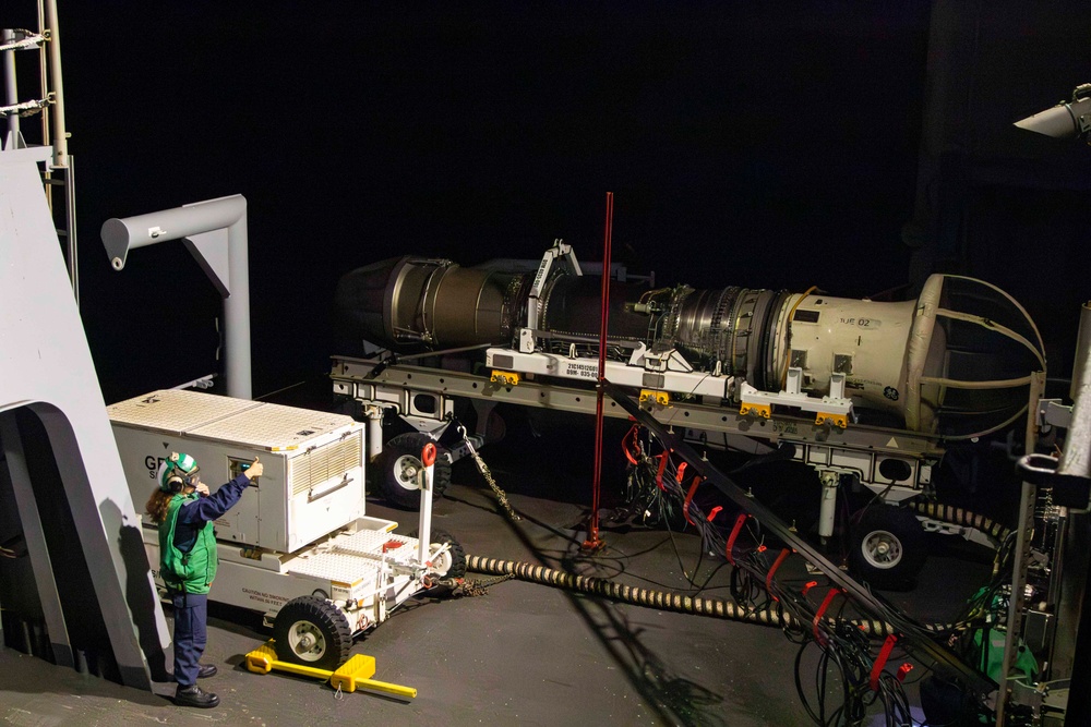 Abraham Lincoln conducts jet engine testing