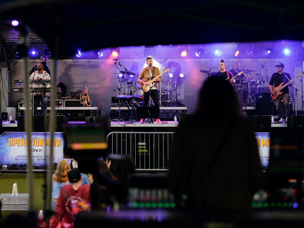 Andy Grammer Performs in Yokosuka
