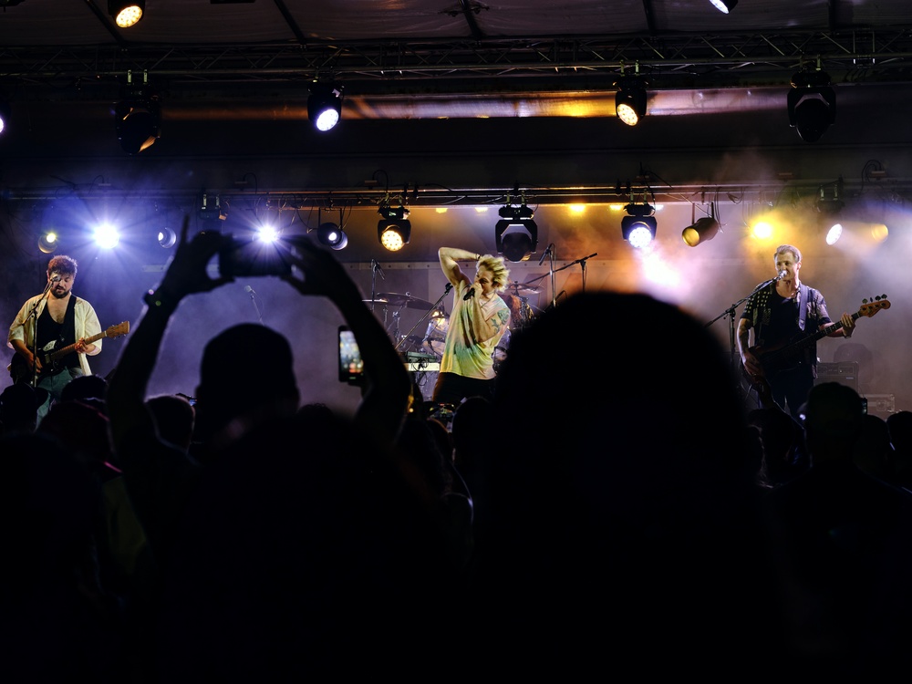 Walk The Moon Performs in Yokosuka