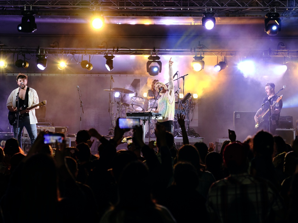 Walk The Moon Performs in Yokosuka
