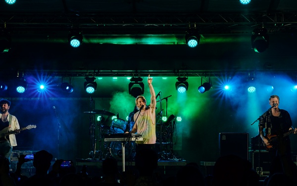 Walk The Moon Performs in Yokosuka