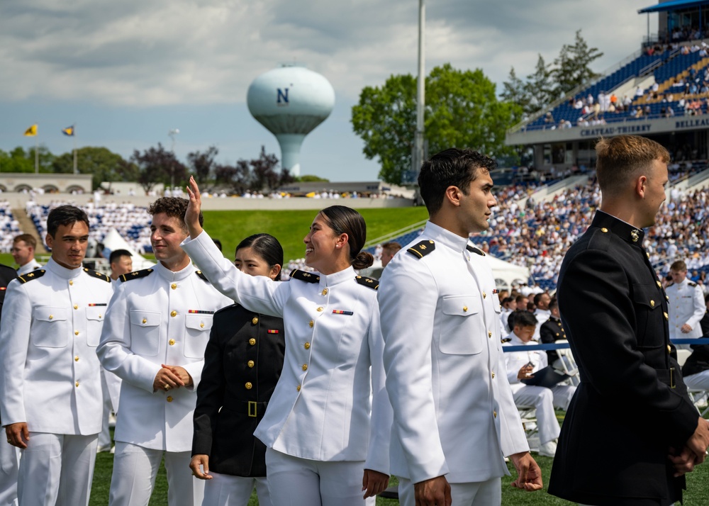 DVIDS Images USNA 2024 Commissioning Day [Image 8 of 15]