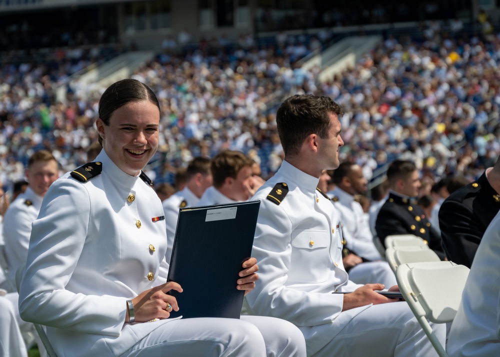 DVIDS Images USNA 2024 Commissioning Day [Image 10 of 15]