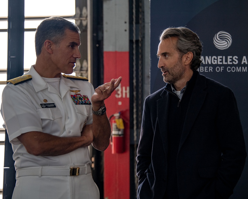 USS Carl Vinson Leadership attend a Chamber of Commerce Reception