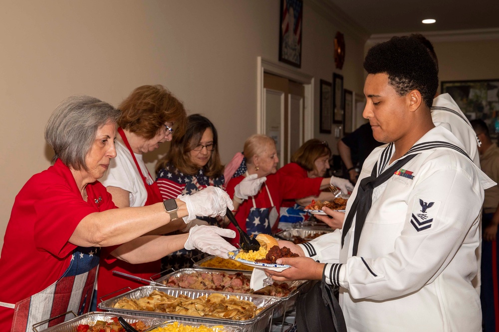 Staff Sgt. Michael Ollis VFW Post 9587 Hosts a Military Appreciation Luncheon
