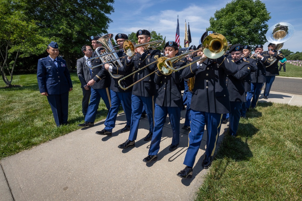 Memorial Day ceremony honors New Jersey’s fallen