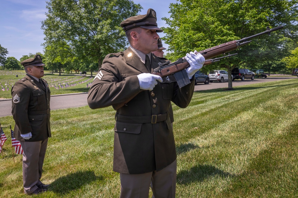 Memorial Day ceremony honors New Jersey’s fallen