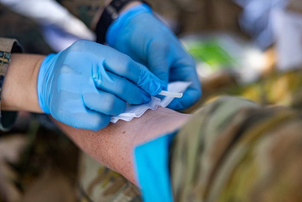 MRF-D 24.3: U.S. Navy, ADF participate in Valkyrie emergency fresh whole blood transfusion training