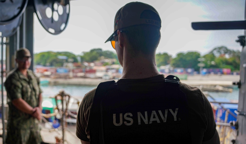 240526 - USS Harpers Ferry at Puerto Princesa
