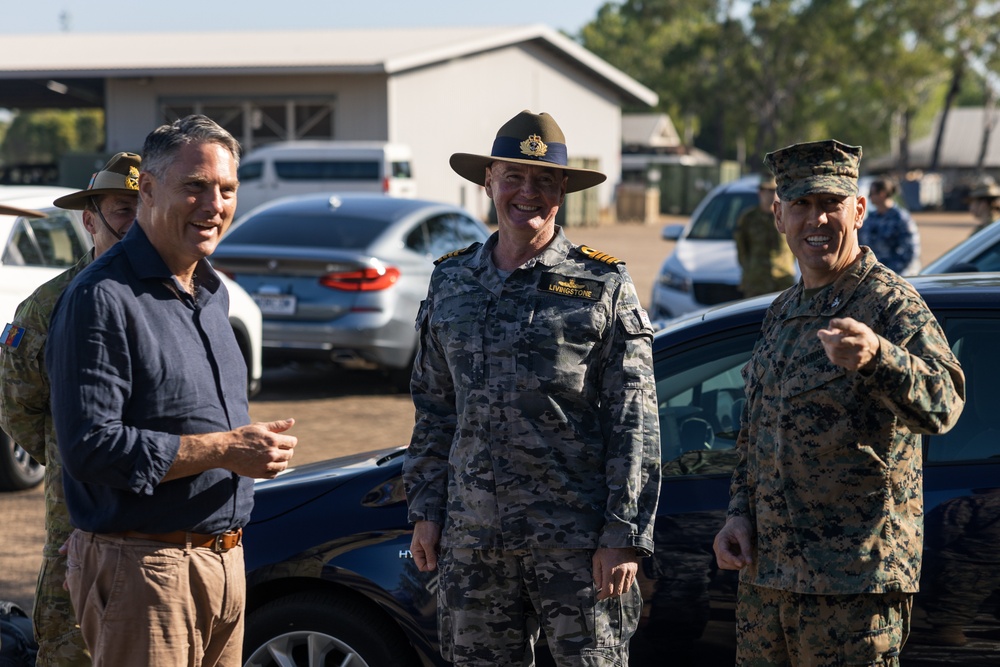 MRF-D 24.3: Australian Deputy Prime Minister visits Marines in Darwin