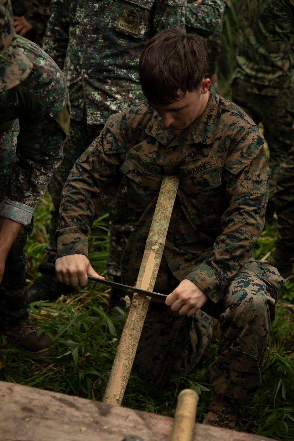 ACDC: 1/7, Armed Forces of the Philippines service members conduct jungle survival training