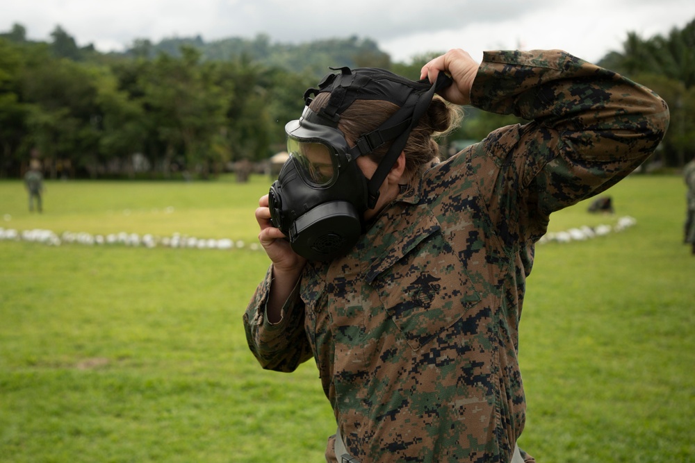 ACDC: 1/7 conducts CBRN SMEE with Philippine service members