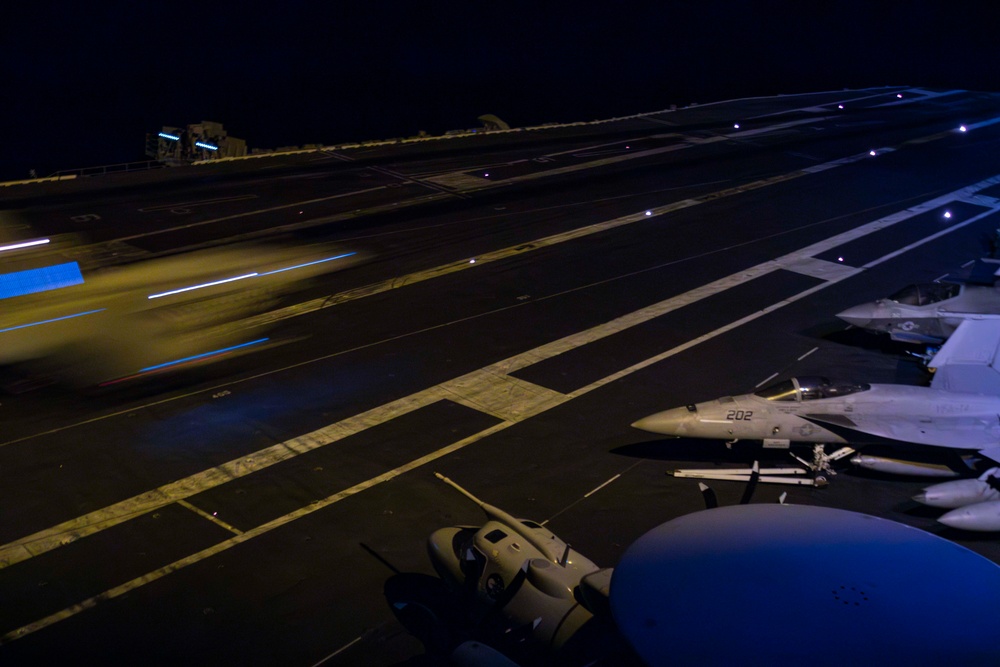 Abraham Lincoln conducts flight operations