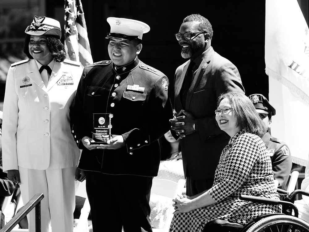 Medal of Honor Recipient, Glass Ceiling Shattering Coast Guard Admiral, and U.S. Senator Honor Fallen at Chicago Memorial Day Wreath-laying Ceremony