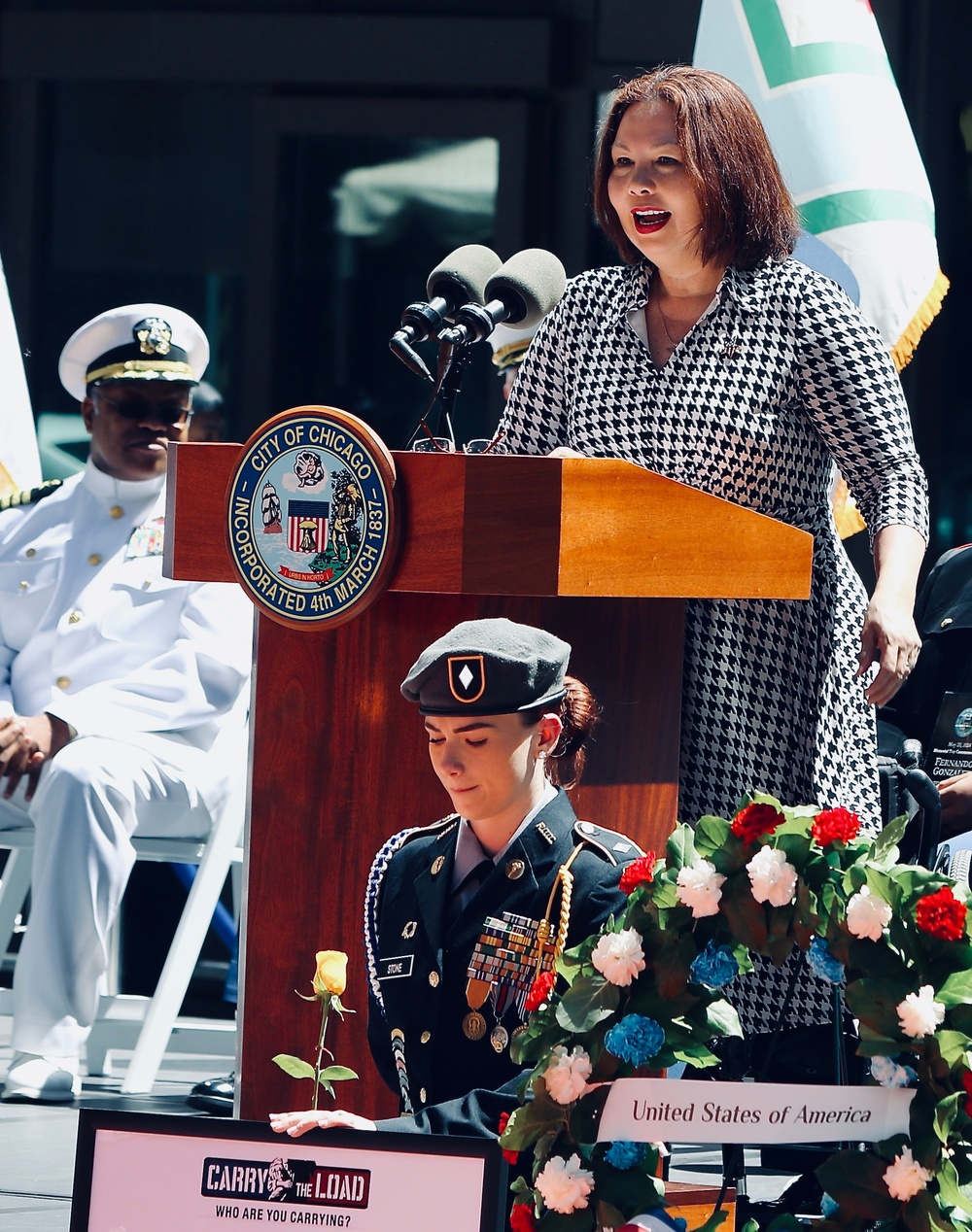 Medal of Honor Recipient, Glass Ceiling Shattering Coast Guard Admiral, and U.S. Senator Honor Fallen at Chicago Memorial Day Wreath-laying Ceremony