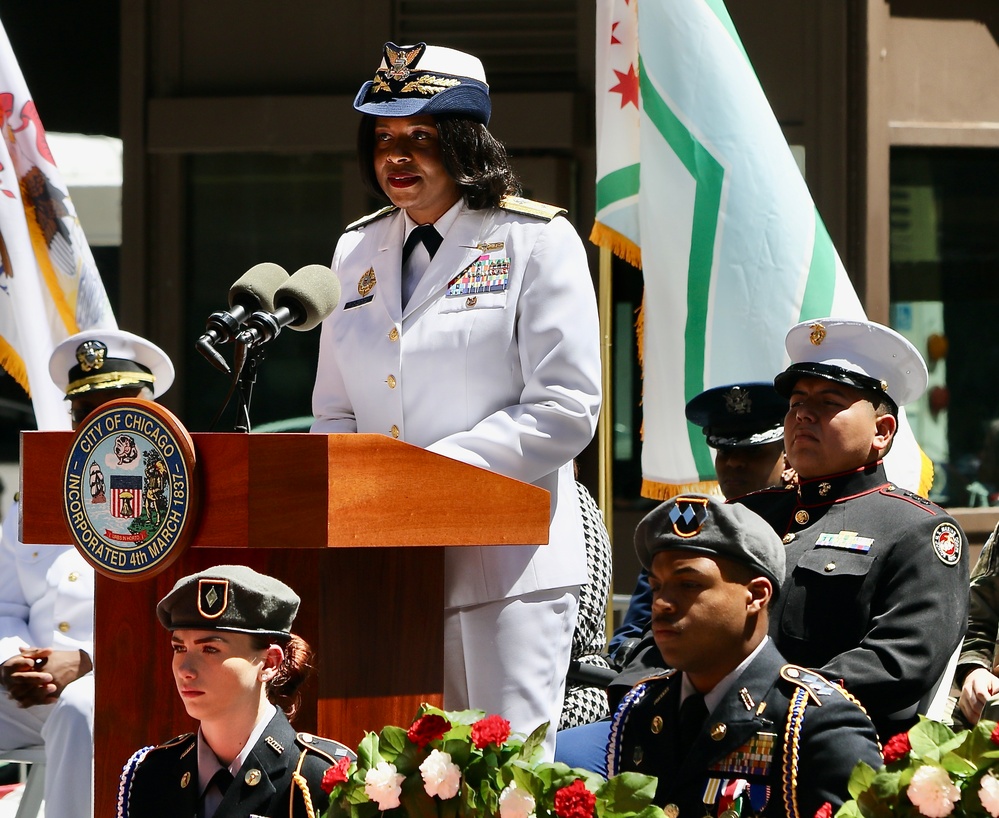 Medal of Honor Recipient, Glass Ceiling Shattering Coast Guard Admiral, and U.S. Senator Honor Fallen at Chicago Memorial Day Wreath-laying Ceremony