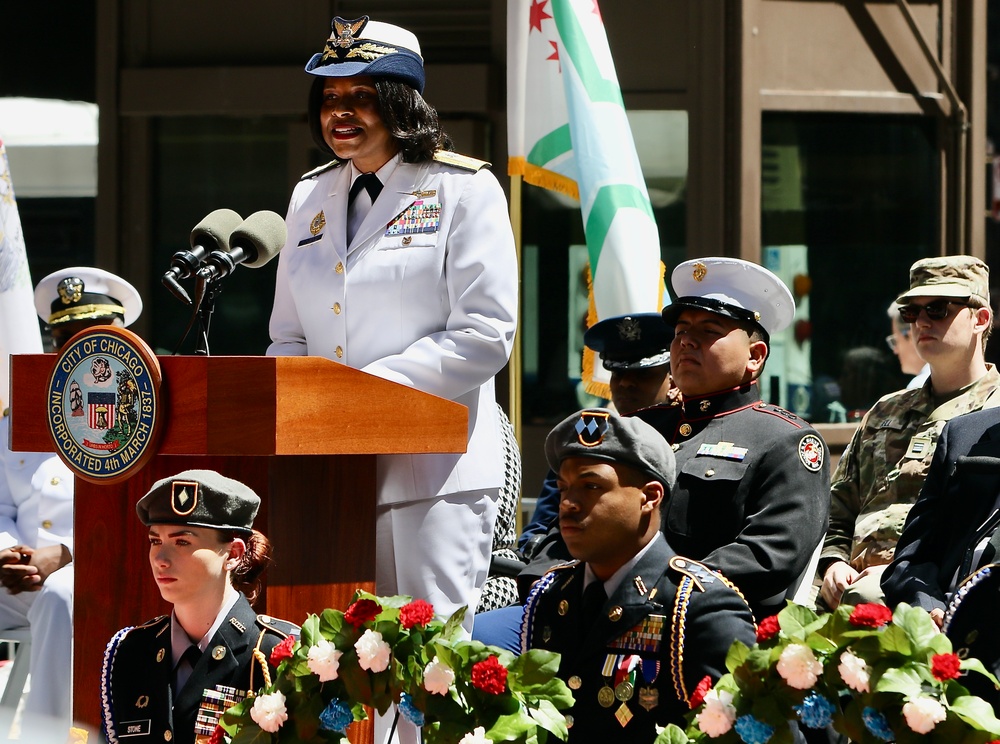 Medal of Honor Recipient, Glass Ceiling Shattering Coast Guard Admiral, and U.S. Senator Honor Fallen at Chicago Memorial Day Wreath-laying Ceremony