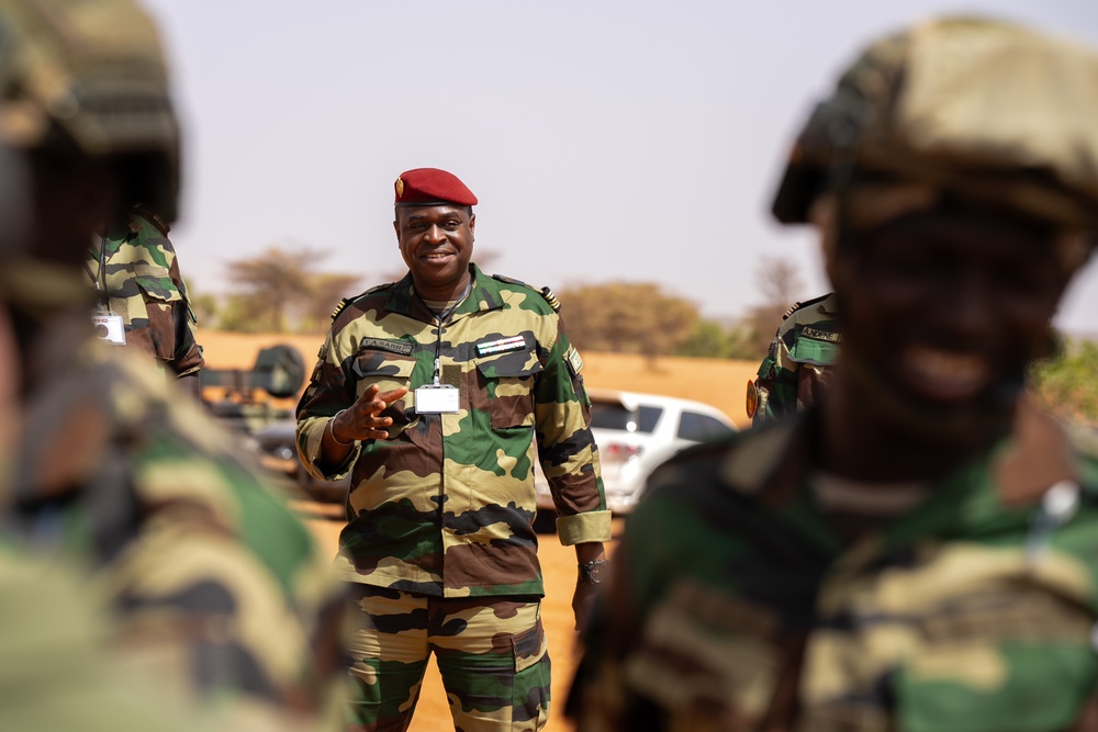 US, Netherlands train Armed Forces of Senegal on marksmanship skills