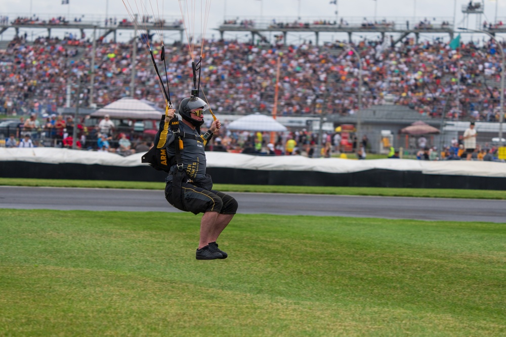 Army Golden Knights make parachute jump for the 108th Indy 500