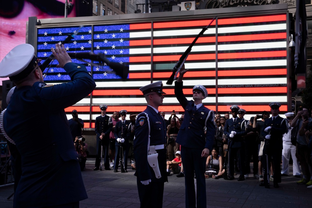 Service Members Host Concert In Times Square