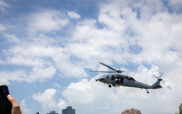 Fleet Week New York 2024: Liberty State Park aircraft arrival