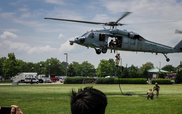 Fleet Week New York 2024: Liberty State Park aircraft arrival
