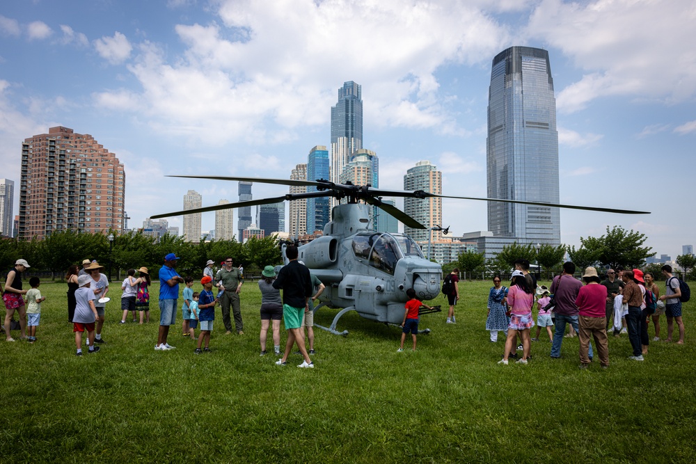 Fleet Week New York 2024: Liberty State Park aircraft arrival
