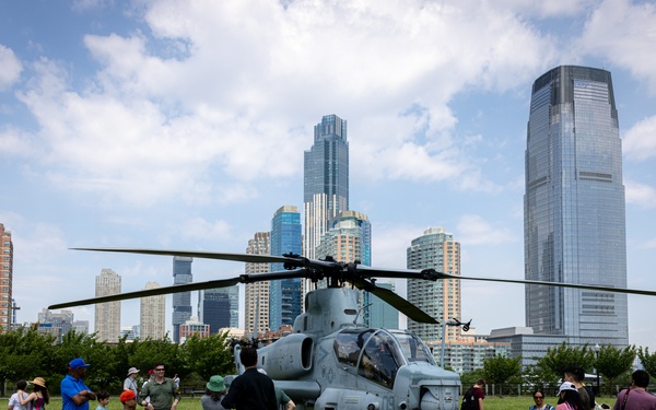 Fleet Week New York 2024: Liberty State Park aircraft arrival