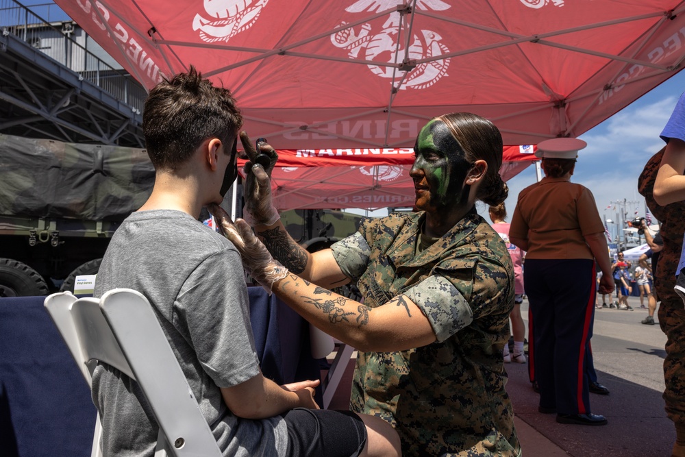 Fleet Week New York 2024 : Intrepid Pier Static Displays