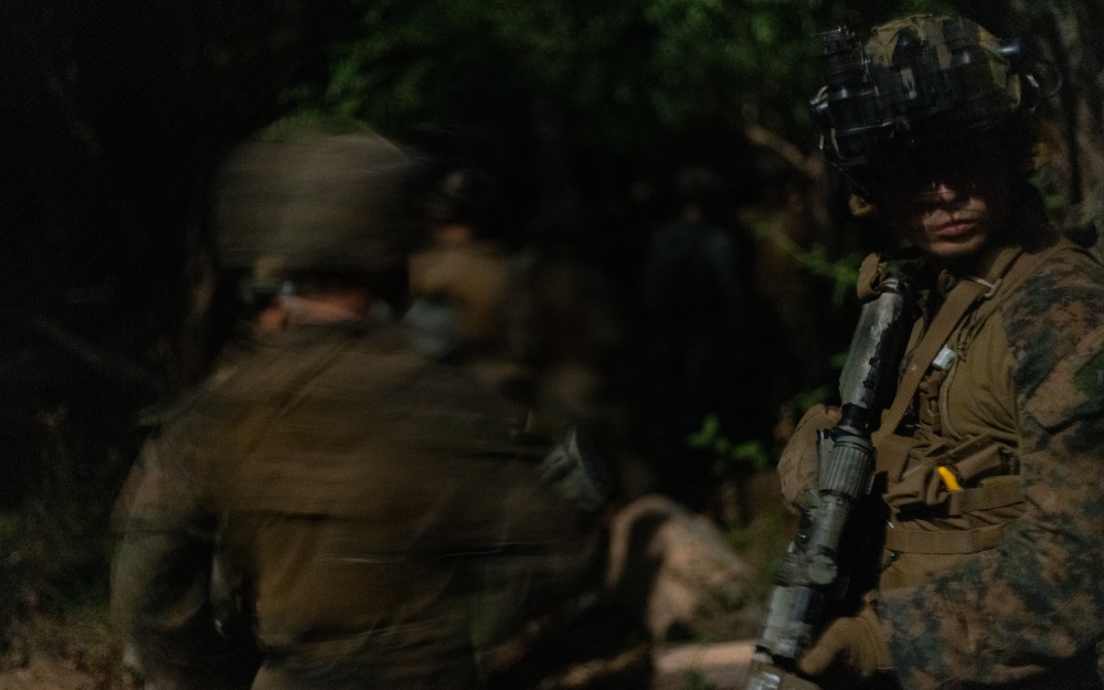 3rd LCT Scouts Train with PMC 63rd Force Recon