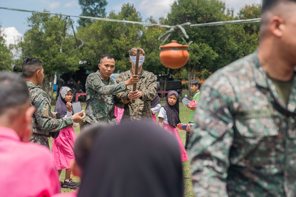 ACDC: Abubacar Siddique Elementary School community relations event